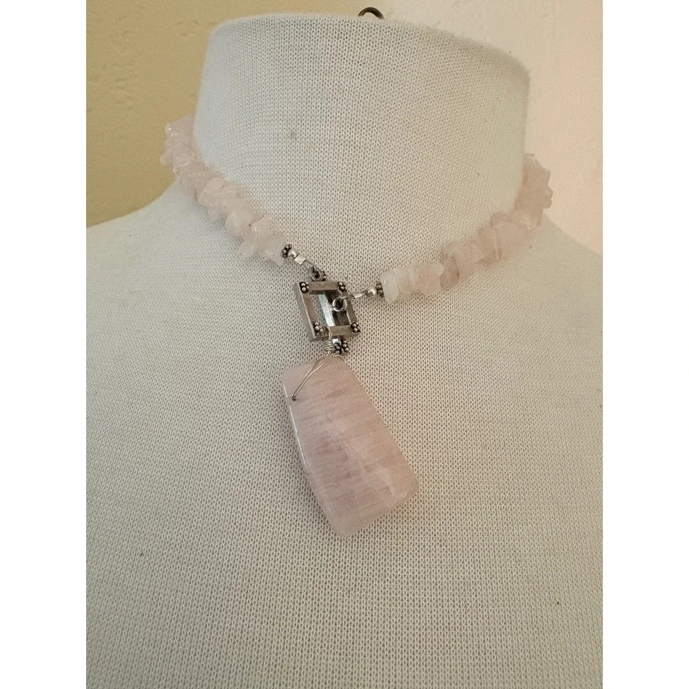 Rose Quartz Chip Bead Necklace with Large‎ Slab Pendant Toggle Clasp Pink Silver